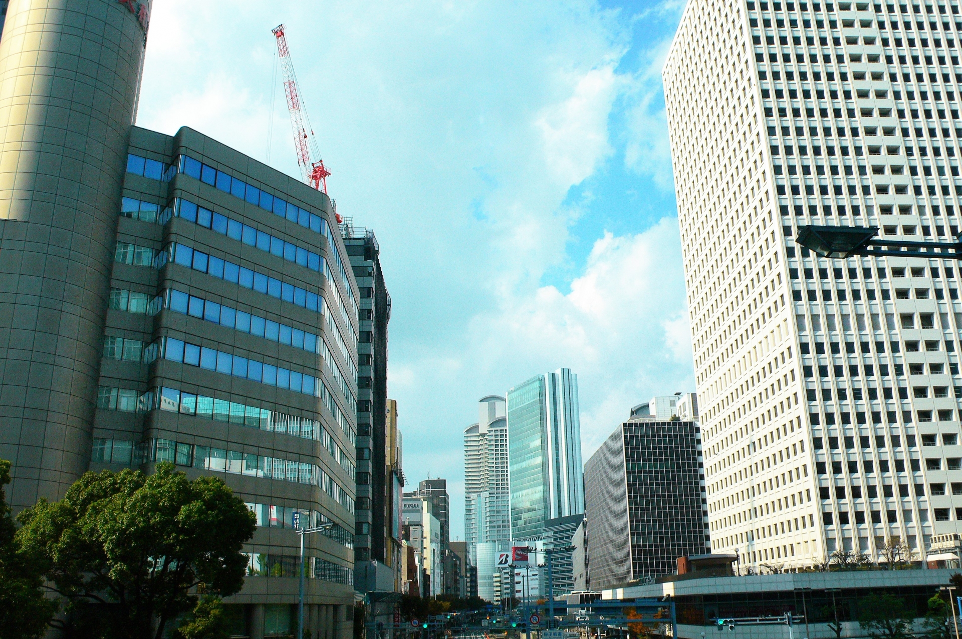 銀行でのサポート風景（仮画像）